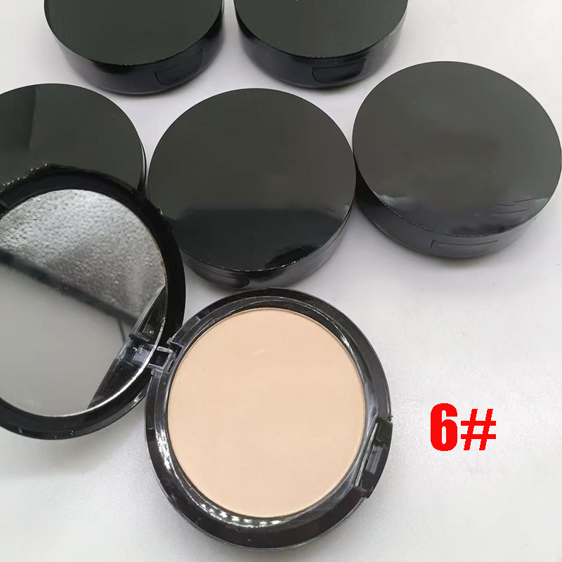 Silky Smooth Complexion Case - Oil-Absorbent Pressed Powder for Shine Control