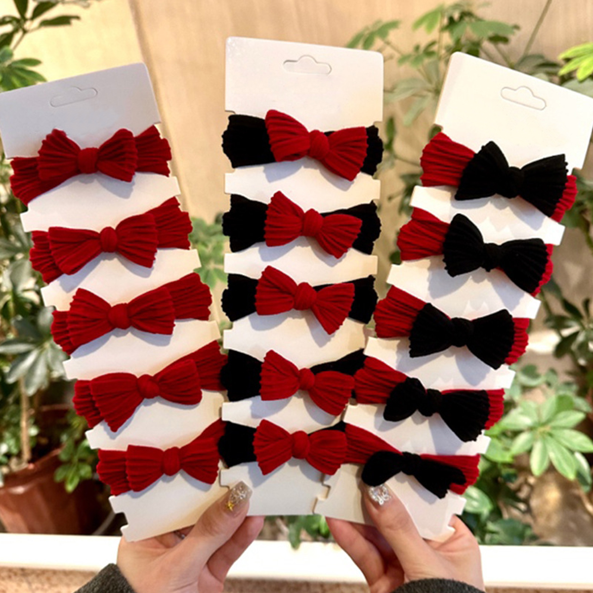 Non-Tangling Hair Tying Elastic Band for Women - Durable Thick Rubber with Bow Accent