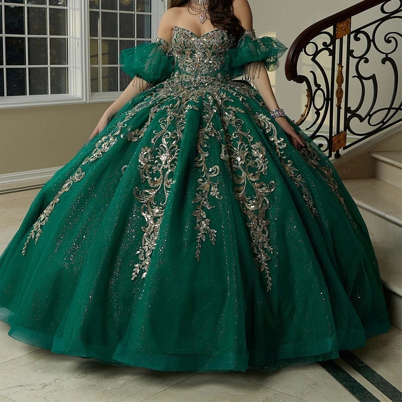 Emerald Green Shiny Quinceanera Dresses Ball Gown Off The Shoulder Gold Lace Applique Beads Tull Corset Sweet 16 Vestidos De 15 Anos