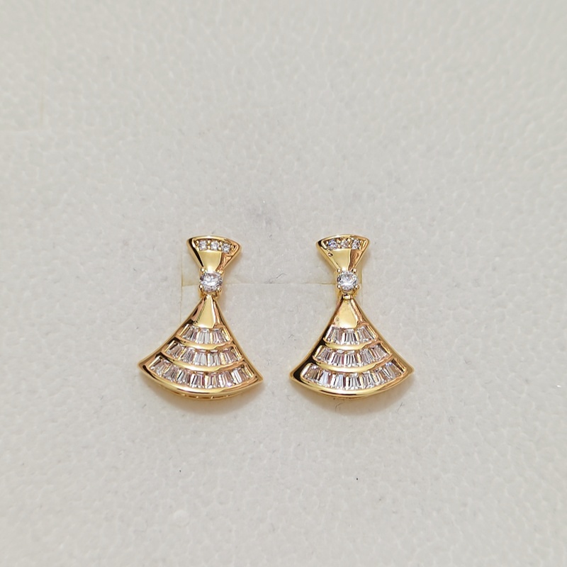 Designer Earring Scalloped Diamond Stud Earrings Micro Zirconium French Temperament Commuter Earrings
