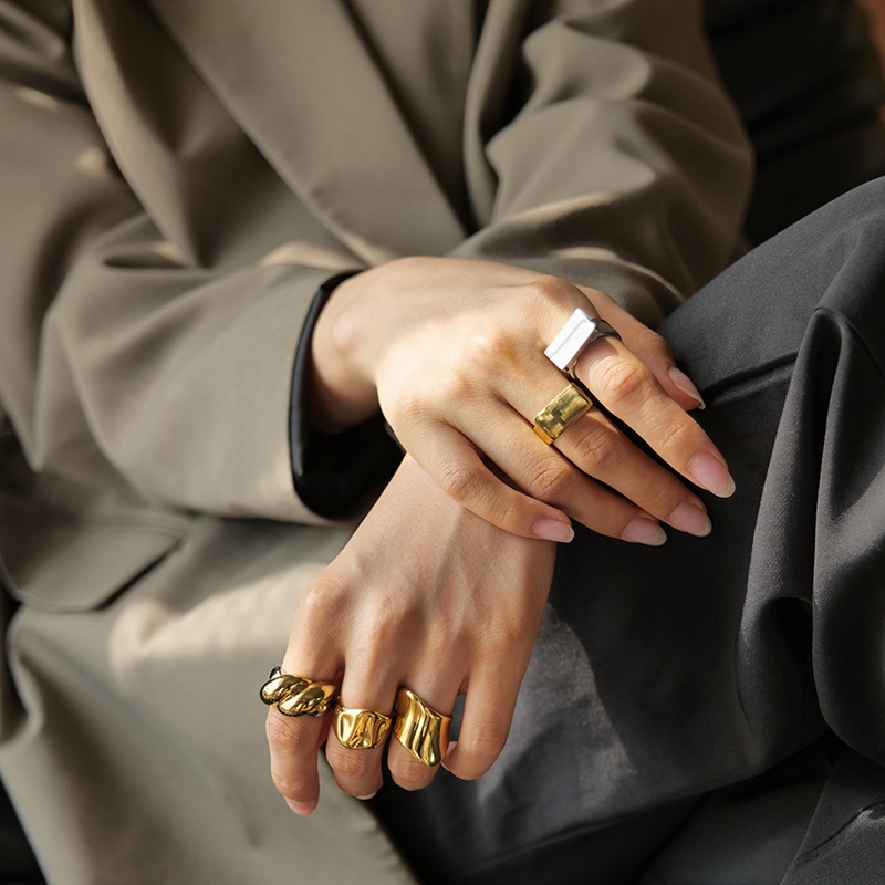 Minimalist Ins18k Gold Stainless Steel Simple Cluster Rings for Women Men Desinger Luxury Fashion Engagement Jewelry Gifts Fressshipping Wholesales