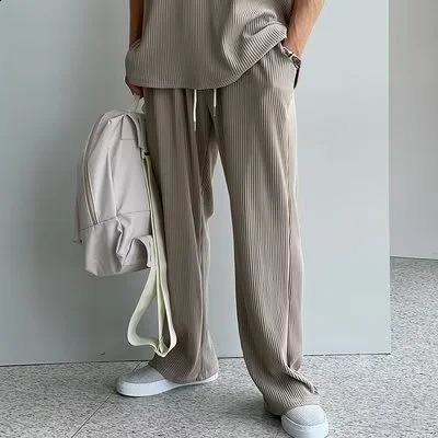 Ice Silk Mens Summer Ruffian Tracksuits Handsome Fashion Vest Sleeveless Tshirt And Pants Two Piece Set Men Elegant Suit 240923