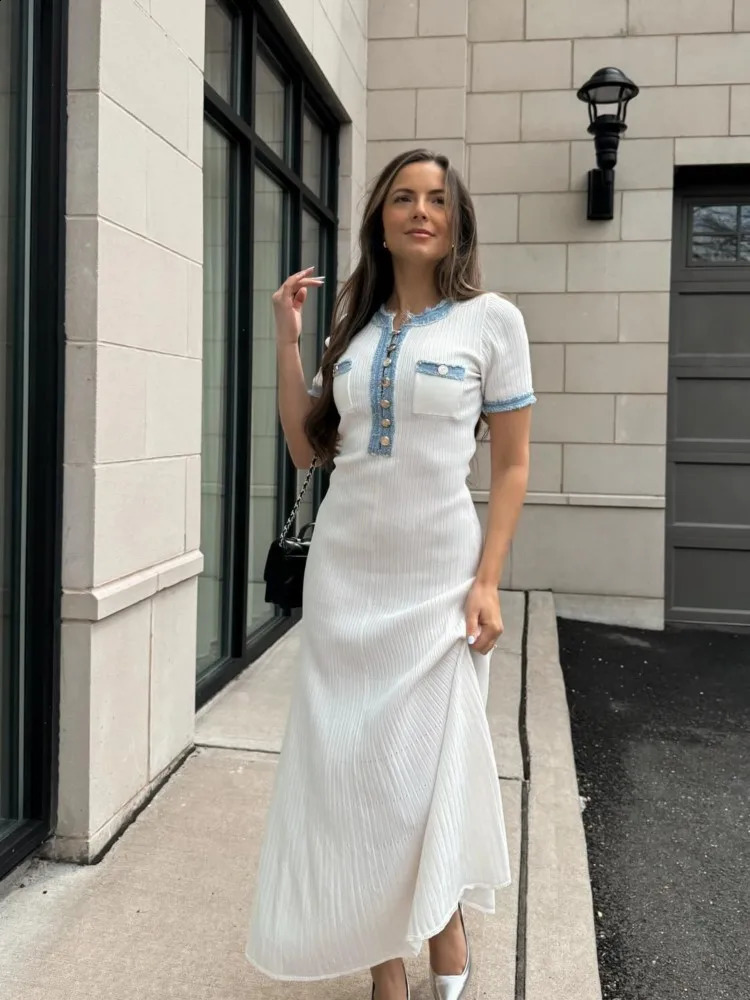 Elegant Contrasting Women Knit Maxi Dress Chic Oneck Short Sleeve Metal Buttons Bodycon Dresses 2024 Office Lady Commuting Robe 240923
