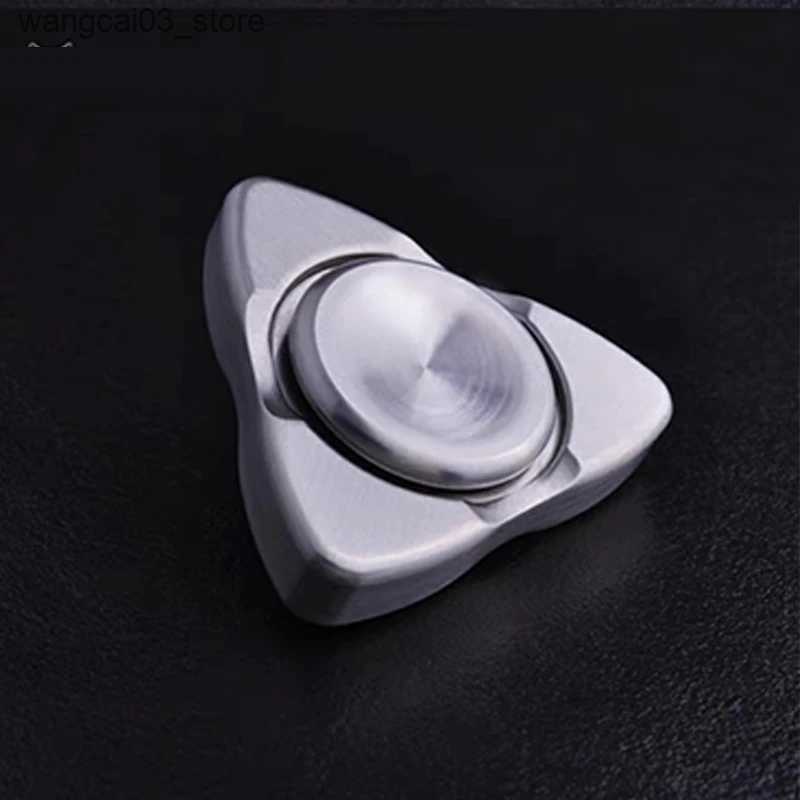 Decompression Toy Metal Triangle EDC Fidget Spinner Stainless Steel Fingertip Gyro Hand Spinner Adults Decompression Anti Stress Relief Fidget Toy L24