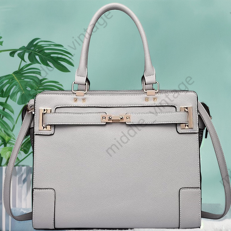 Ins Same Trendy Brand PU Material Portable Fashion Dog Poodle Chihuahua Outing Breathable Mesh Pet Bag