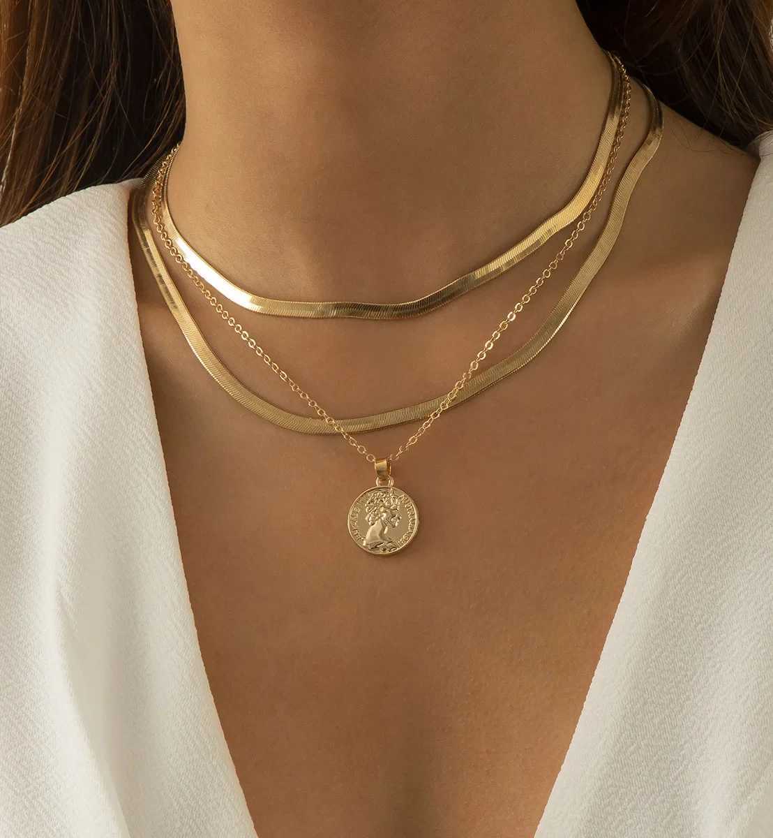 Wen Girls Silver Simple Three layer Necklace Shining Long Rod Pendant Wen Wedding Gift Exquisite Accessories Y240924