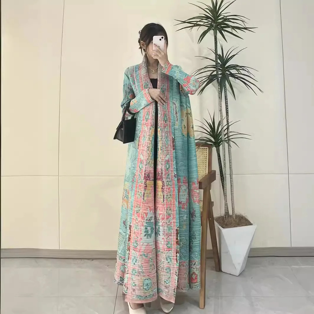 Pleats Elegant Pleated Long Trench Coat 2024 Spring And Summer Long Robe Coat Jacket Cape Print Fashion 240919