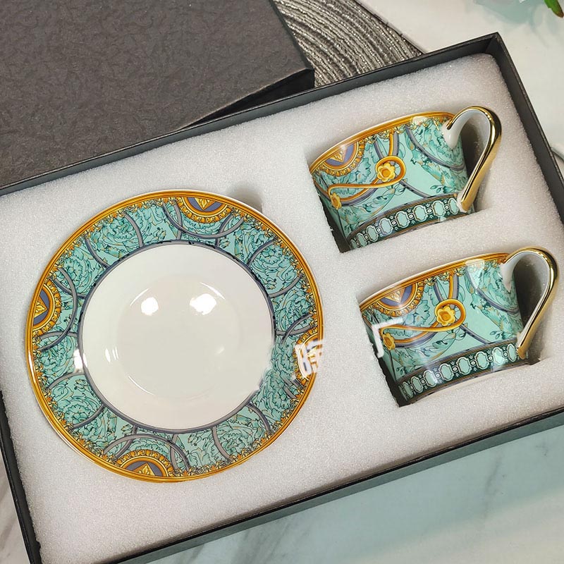 Designer Gold Mug Set 2 Cup 2 Plate Gift Box European style tea cups cups and saucers couple cups small slant mouth double afternoon tea bone china creative gift