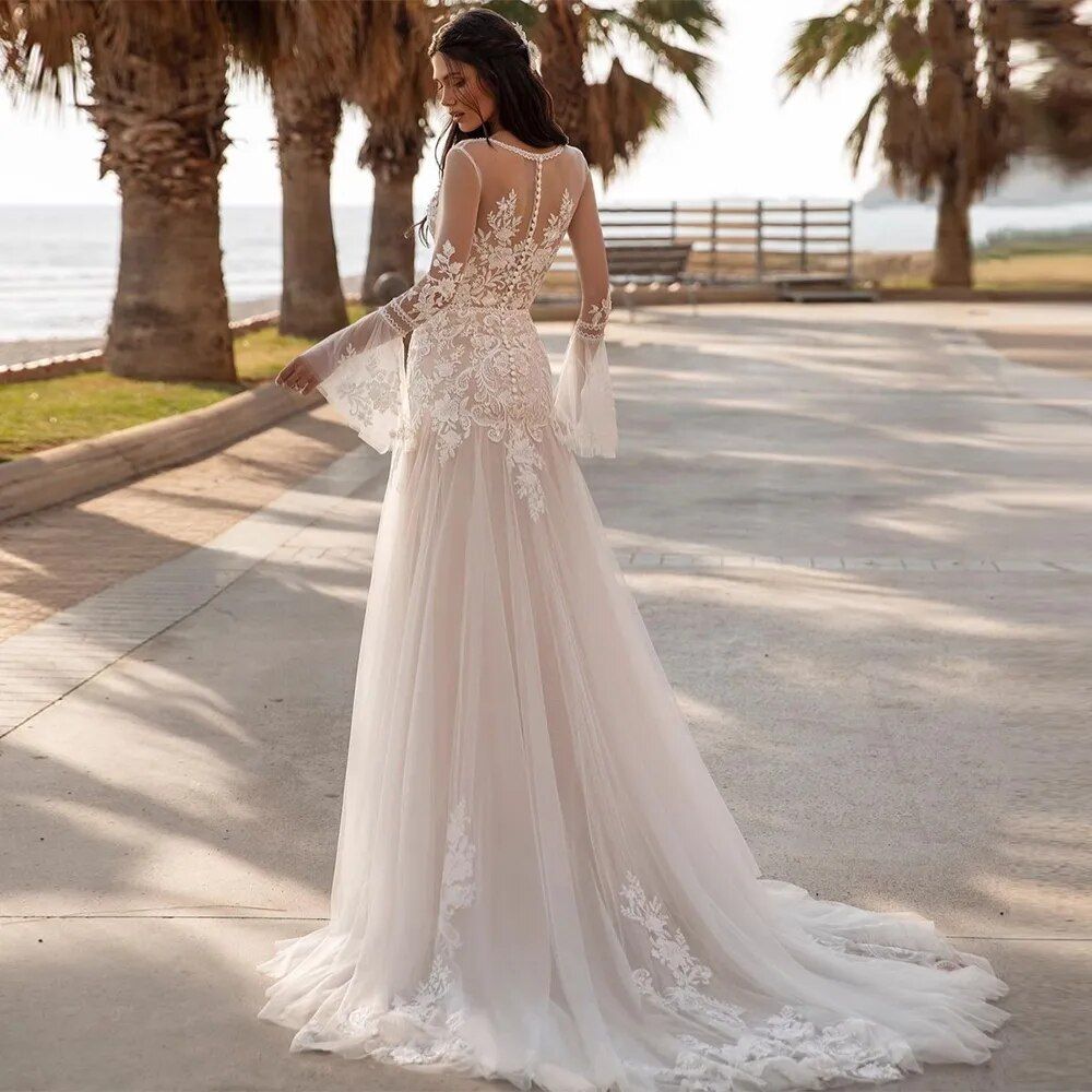 Boho Long Flare Sleeves Lace Appliques Weeding Dress Deep V-Neck Side Split A-E Illusion Back Beach Bridal Gowns 2024 6660312