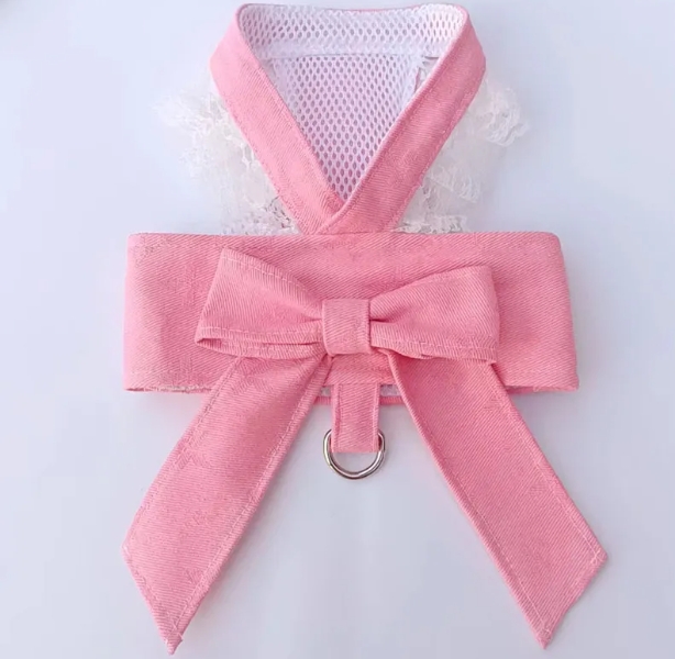 Designers classic letter pattern pet strap with butterfly bow and no pull soft mesh dog suit with D-ring anti escape princess kitten strap suitable fo