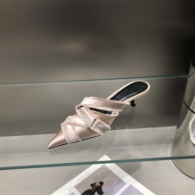 Slippers 2024 Women Mules Elegant Sandals Pumps Summer Female Shoes Low Heels New In New Fashion Ladies Sandal Pointed Toe Slides shoes