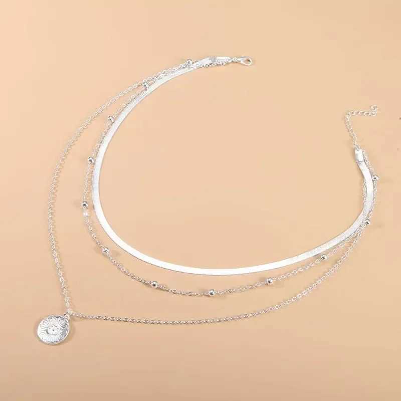 Wen Girls Silver Simple Three layer Necklace Shining Long Rod Pendant Wen Wedding Gift Exquisite Accessories Y240924