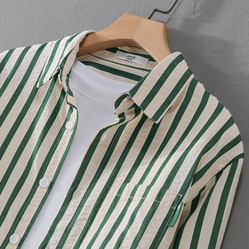 Spring and Autumn Mens Square Neck Button Stripe Pocket Loose Trendy Casual Fashion Elegant Commuting Long sleeved Shirt 240924