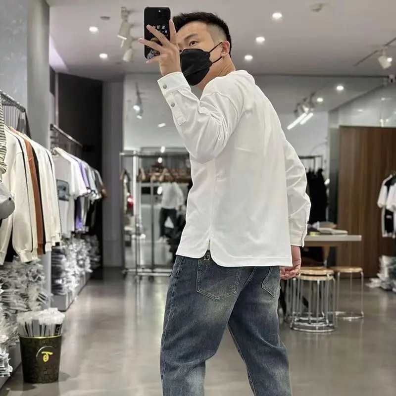 Autumn Winter New Fashion Round Neck Long Sleeve Solid Sweatshirt Mens Clothing Casual Button Cuffs Korean Trend All-match TopsX240925