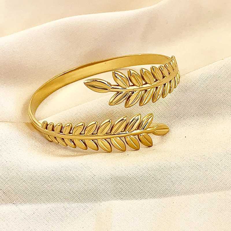 Creative Leaf Opening Bracelet for Women Classic Stainless Steel Wheat Ear Shape Adjustable Bangle Wedding Party JewelryX240925