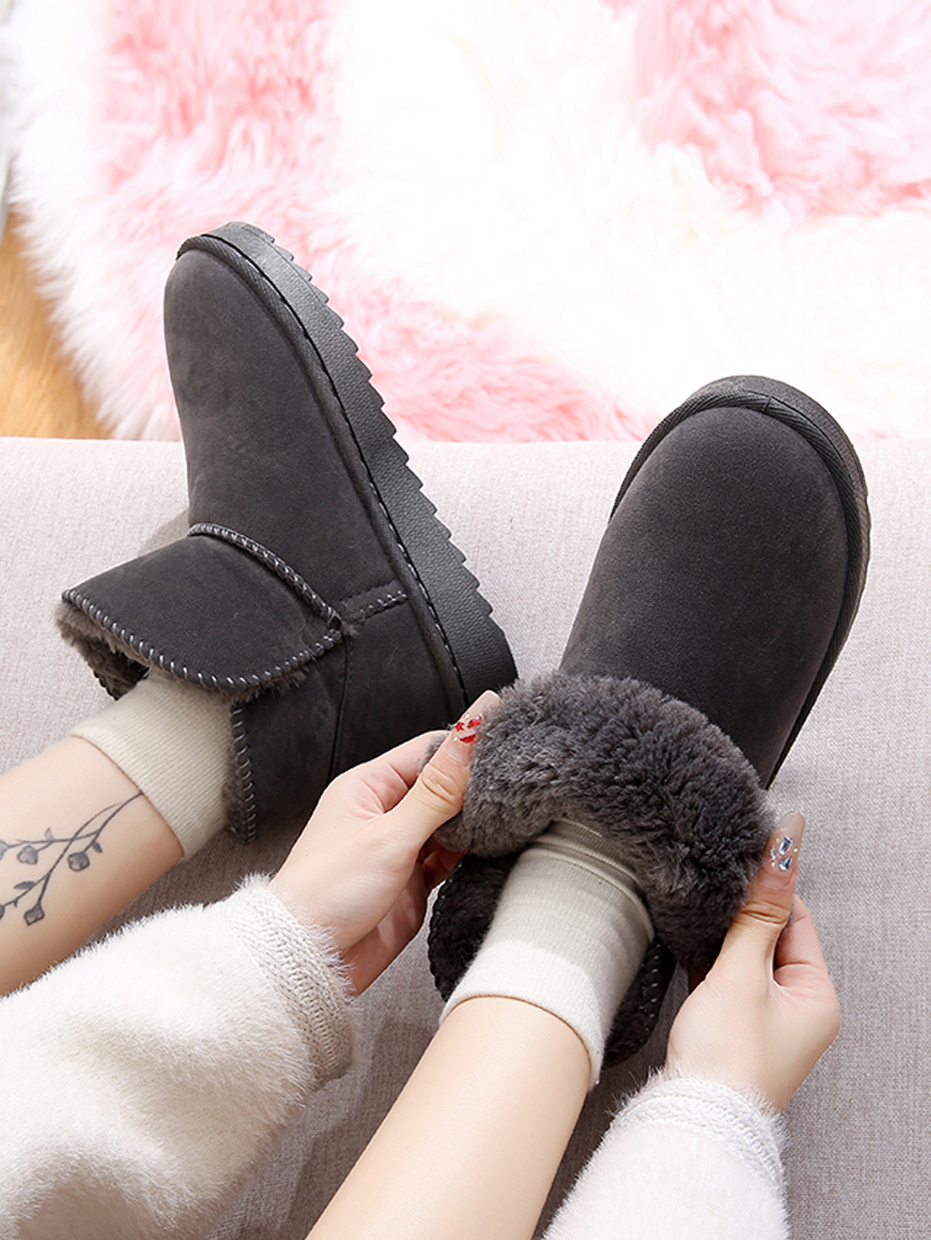 Insulated Women's Snow Boots for Cold Weather - Durable & Comfortable