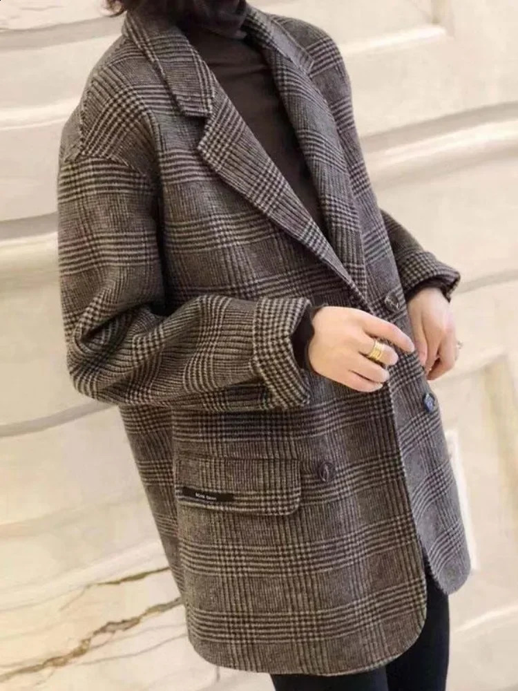 Suit Coats and Jackets Casual Lattice Loose Coat for Single Breasted Pockets Korean Fashion Womens Wool ZL12 240921