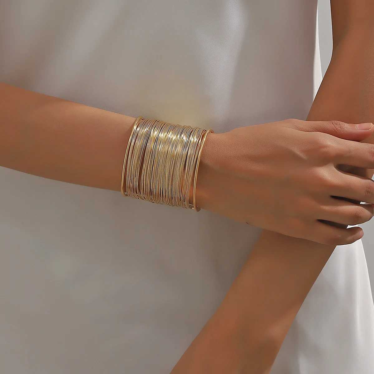 Multi-layer Metal Line Wide Bangles for Women Golden Open Bracelet Cuff Bangle Exaggerate Retro Personality Party Jewelry GiftX240925
