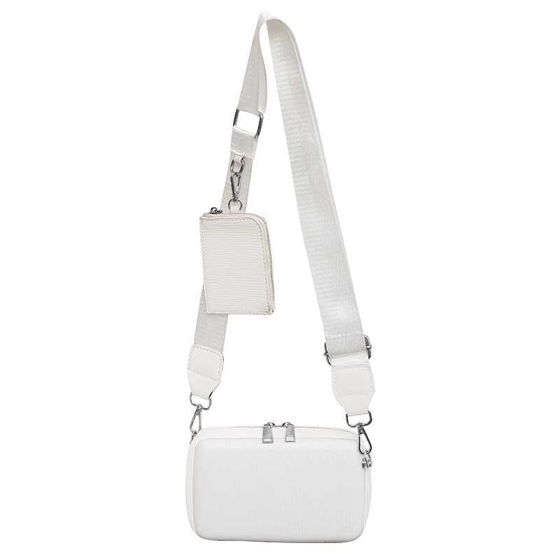 2024 Spring Mens Bag Fiable and Simple Crossbody Bag Trendy and Persalized Shoulder Bag Couple Style Unisex Z240924
