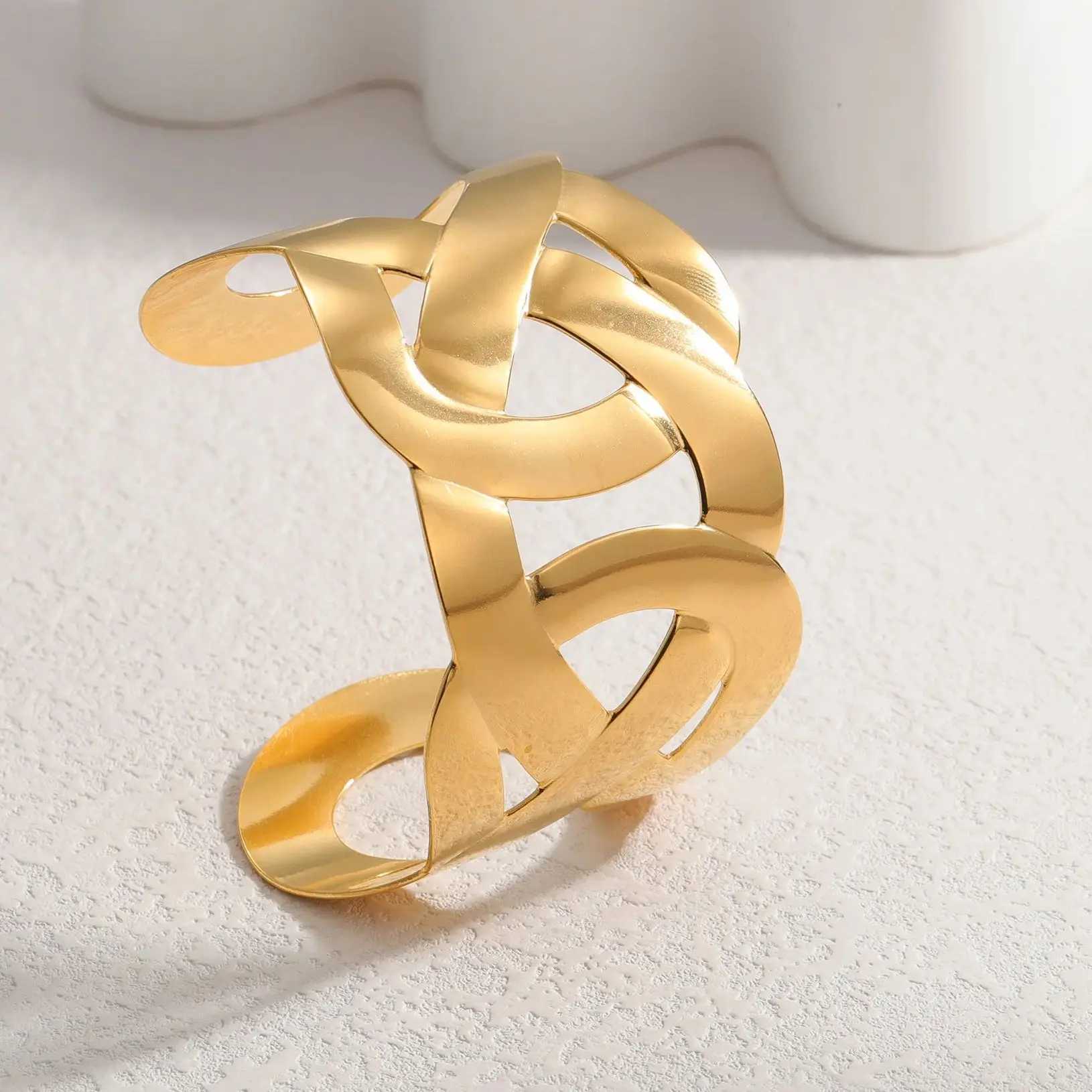 Smooth Adjustable Hollow Out Open Design Bracelet For Women 18K Gold-plated Stainless Steel Waterproof Punk Fashion Jewelry GiftX240925