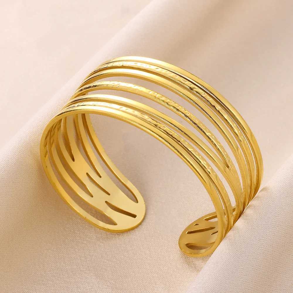 Classic Chunky Leaf Geometry Openning Bangles Bracelet For Women Cuff Bracelet Gold Color Stainless Steel Hand Ornament GiftX240925