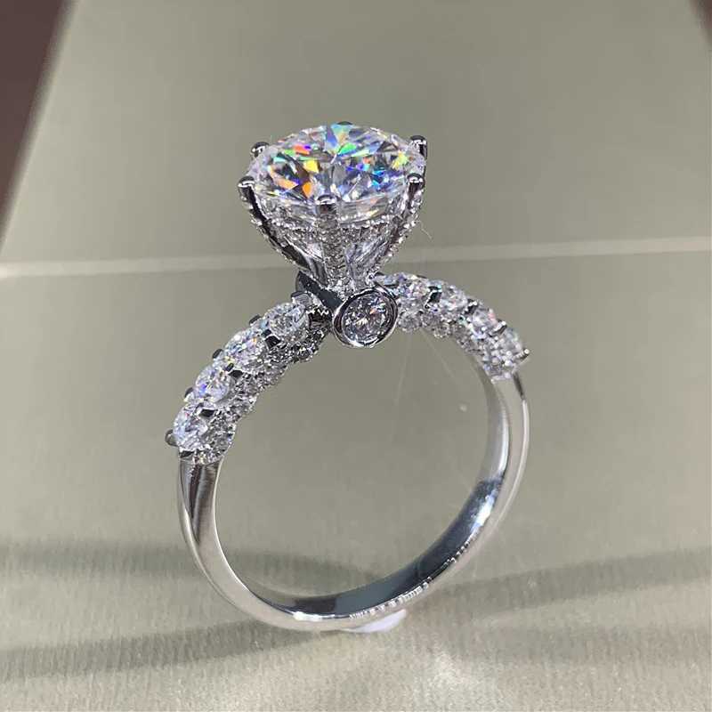 Huitans newly designed womens wedding ring silver plated AAA cubic zirconia fashionable womens finger accessory 2022 jewelry W240925
