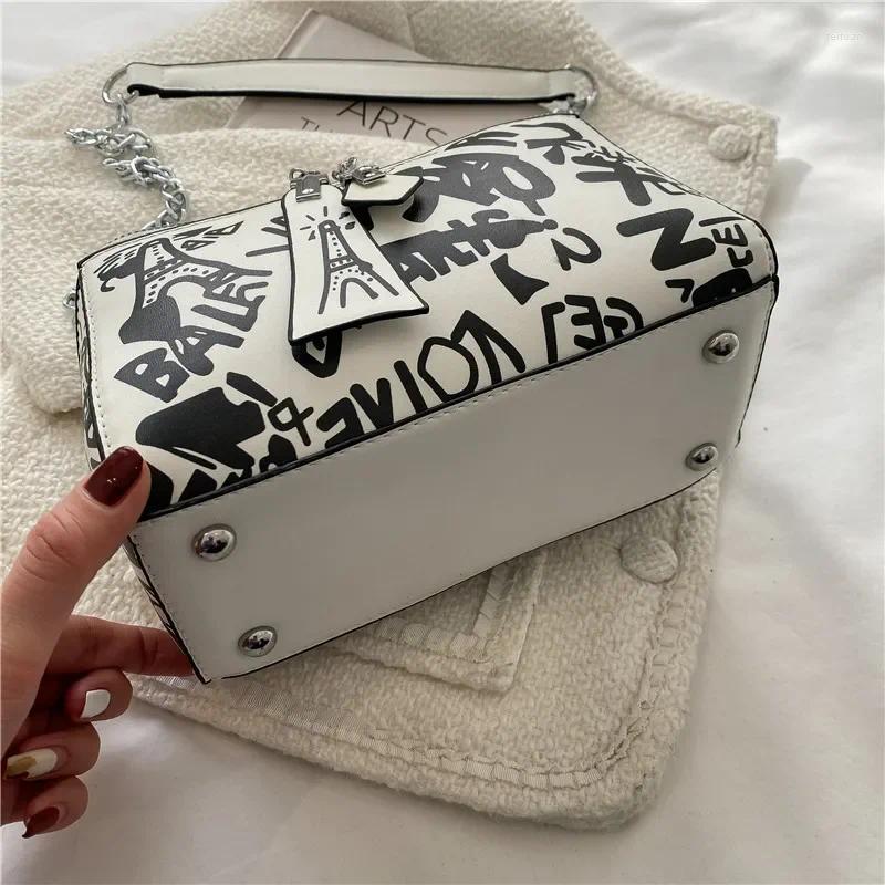 Drawstring Fashion Chic Graffiti Bags For Women 2024 Trend Design Leather In Handbag And Purse Casual Chain Shoulder Crossbody Bag