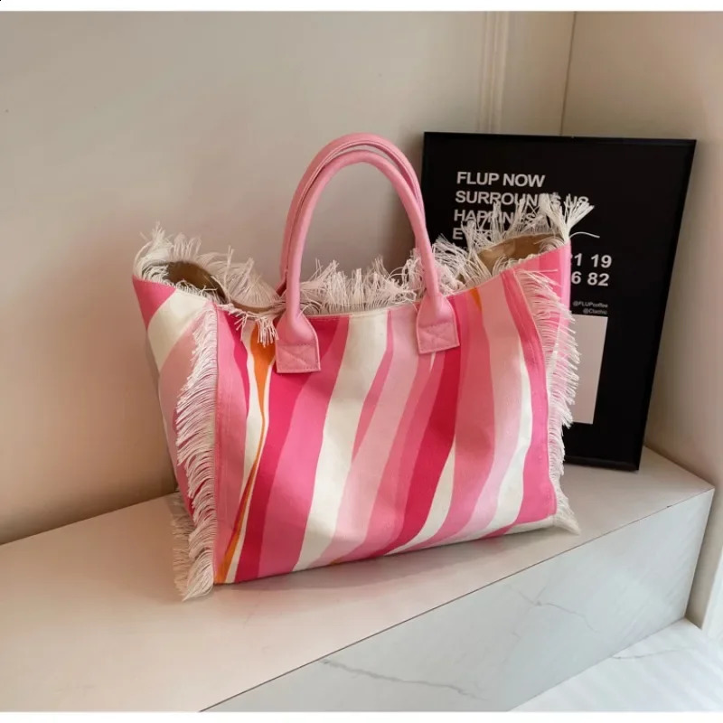 Patchwork canvas 2024 high-quality womens handbag large capacity fashionable casual shoulder bag soft handbag 240925