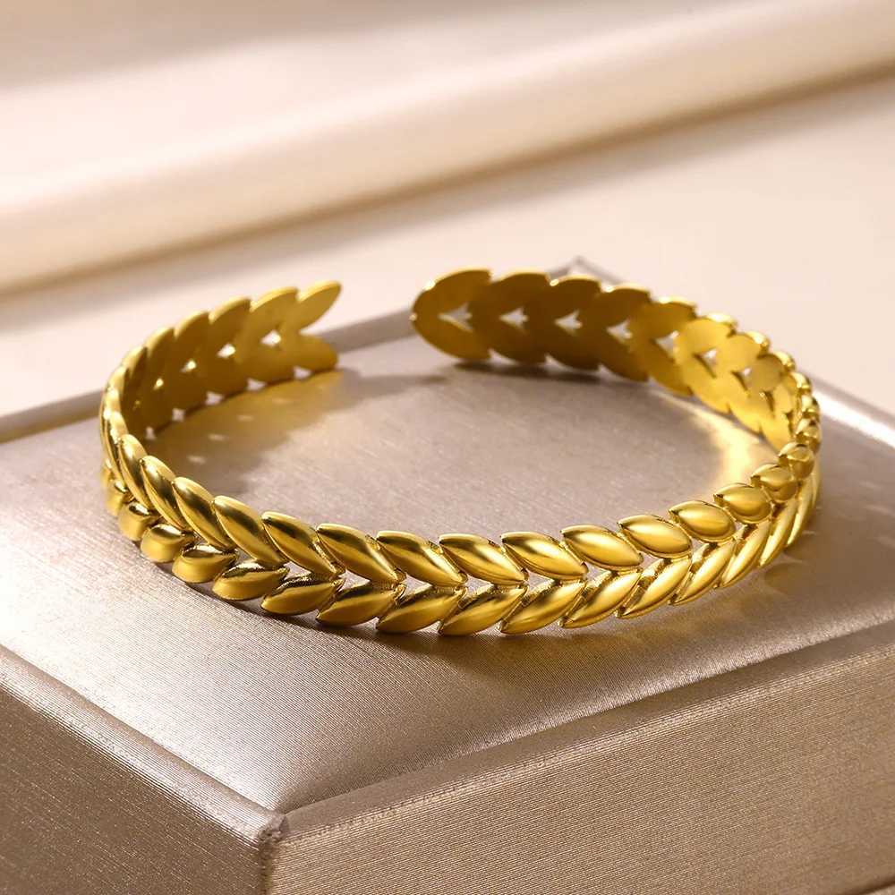 Fashion Leaf Wide Bracelet Gold Color Stainless Steel Open Geometric Bracelet Bohemian Jewelry GiftX240925