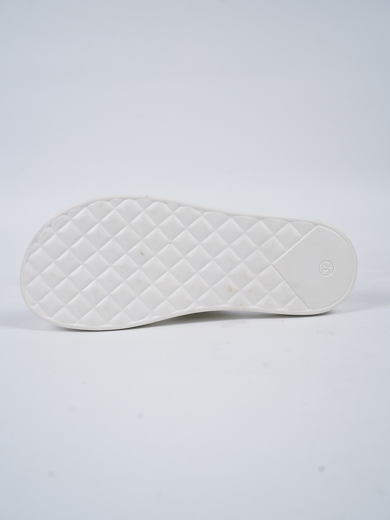 Flat Sandals for Women - Comfortable Summer Footwear with Stylish Design