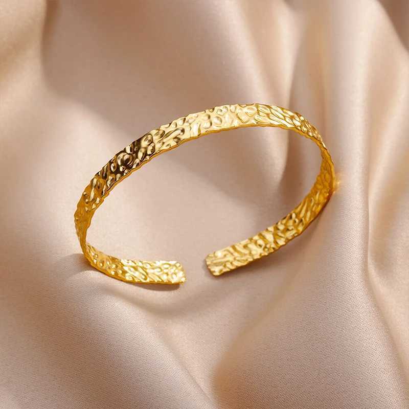 Stainless Steel Bangles Bracelets for Women Gold Color Geometric Texture Open Cuff Bangle Bracelet Femme Vintage Jewelry pulseraX240925
