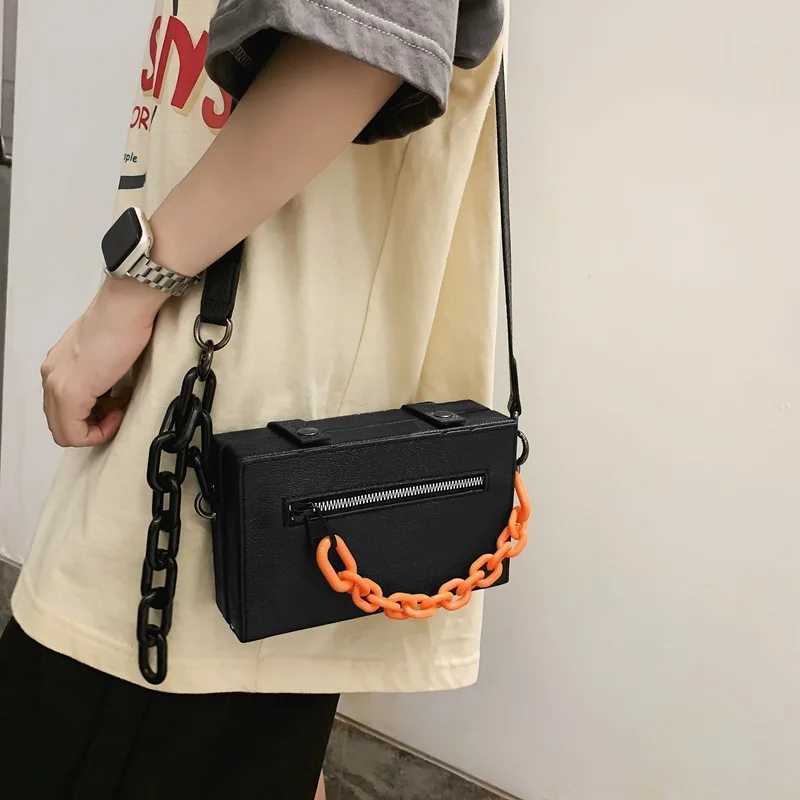 Small WOMen Men ShoULder Messenger Bags Fi Chain Pu Leather Student Crossbody Bag for Teenager Unisex Phe Handbags Z240924