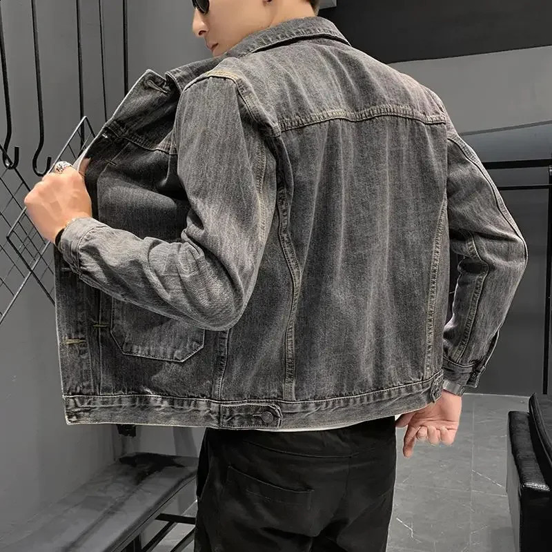 Male Jean Coats Gray Button Mens Denim Jacket Slim Fit Clothing Original Size L Korean Clothes Winter Outerwear Trendy 240920
