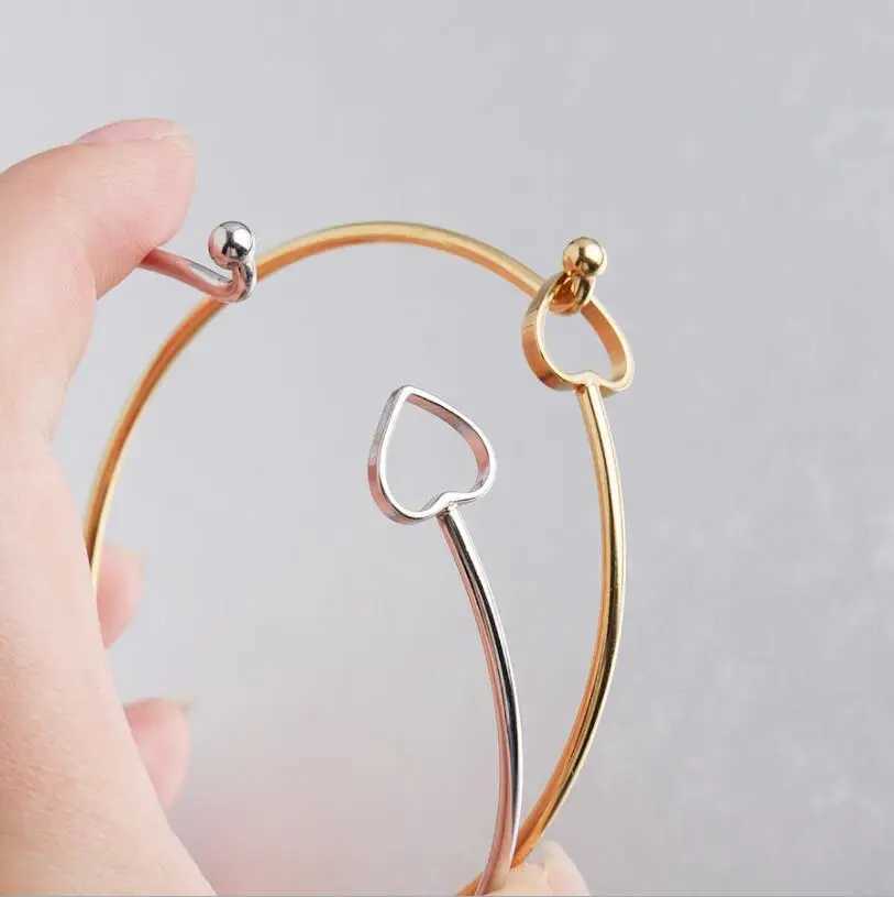 Fashion 2mm Thick Stainless Steel Heart Shped Beads Bangle Bracelet Cuff Bracelet Expandable Can Open Bangle One PieceX240925