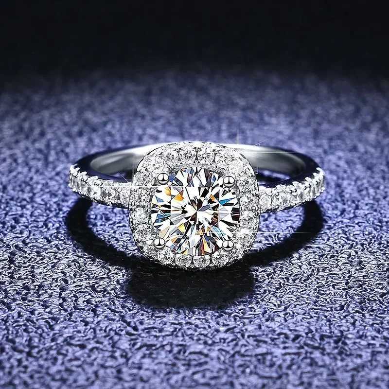Luxury PT950 Platinum Ring VVS 1 Carat D Moir Diamond Ring Wedding Ring Womens Exquisite Jewelry Accessories W240925