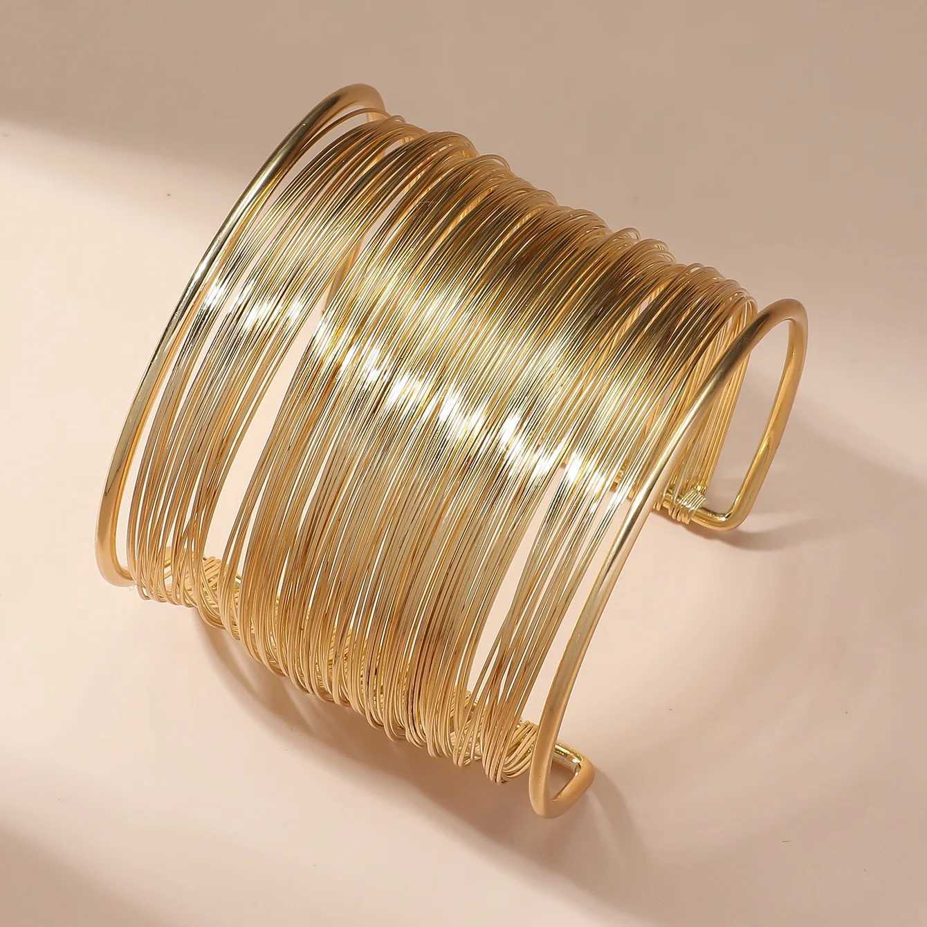 Multi-layer Metal Line Wide Bangles for Women Golden Open Bracelet Cuff Bangle Exaggerate Retro Personality Party Jewelry GiftX240925