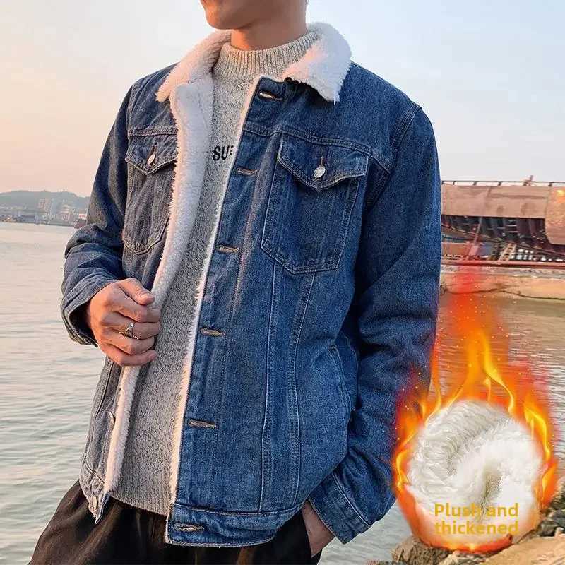 Winter denim jacket fashionable mens style Korean style loose fit suitable for wool lining thick and warm womens casual clothing jacket Y240925