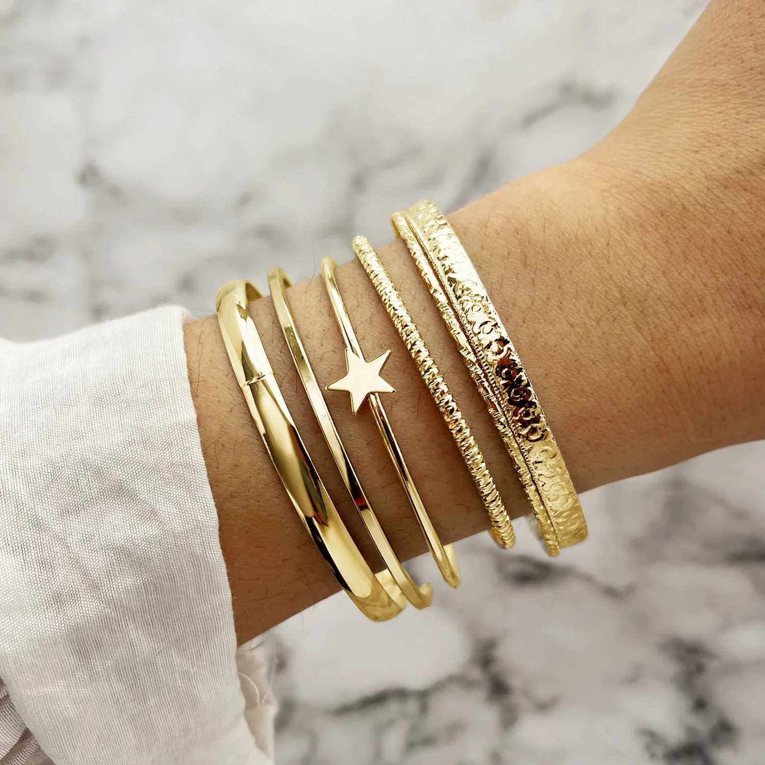 6Pcs /Set Vintage Punk Open Mouth Five-Pointed Star Bracelet Set Women Golden Geometric Metal Irregularity Bracelet PartyJewelryX240925