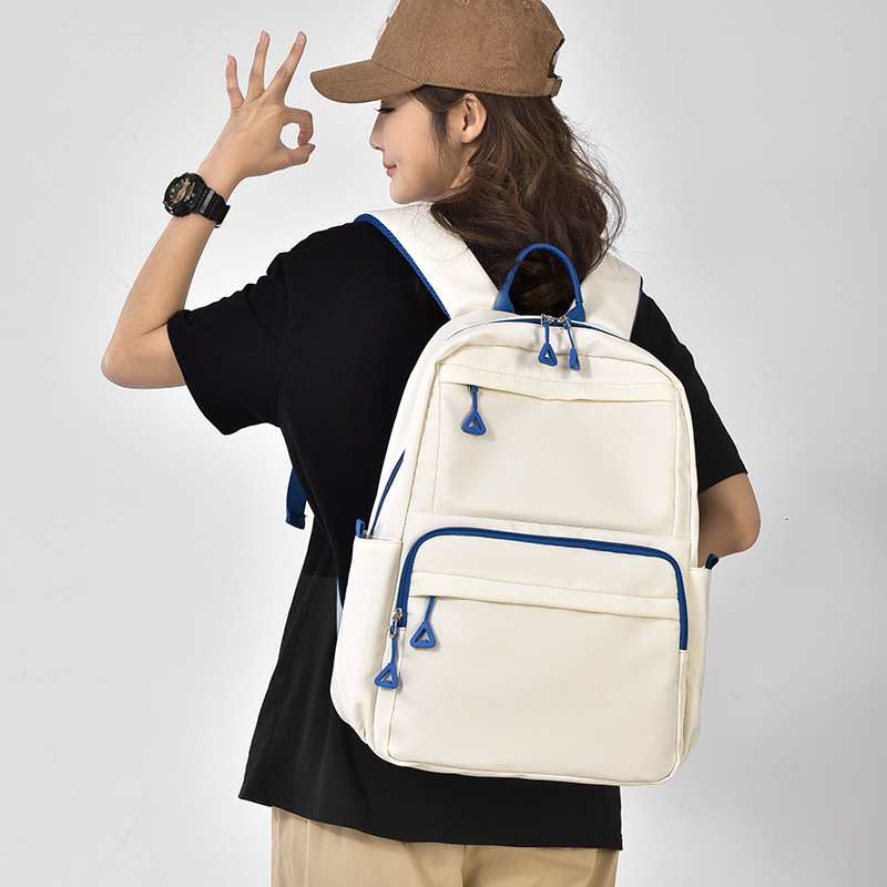 2024 New Large Capacity Fashionable Women's Simple Travel Backpack Computer Bag Women's Leisure Backpack