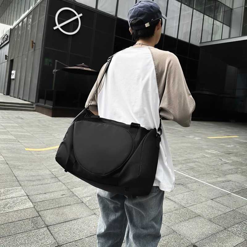 Tennis shoulder bag sports bag portable womens tennis racket outdoor clothing badminton racket fitness bag W240925