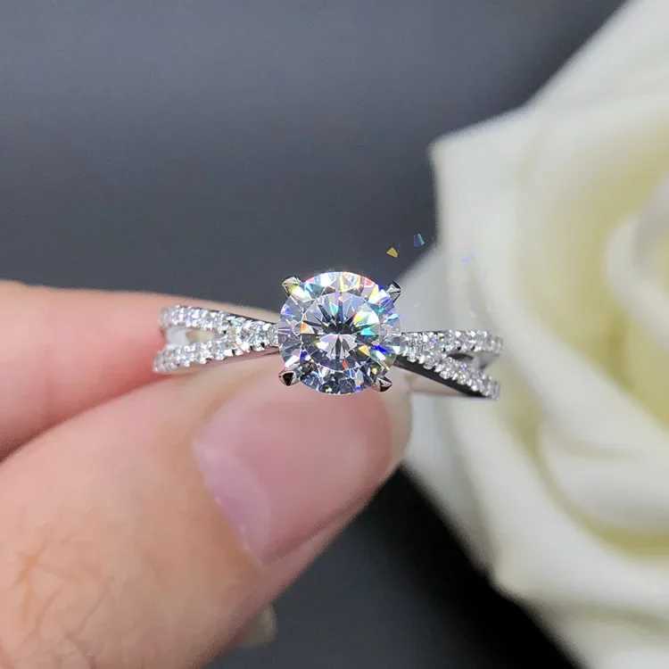 Solid 14K white gold AU585 Platinum PT950 Moissan Diamond Ring Bifurcated Arm 1 carat quad ring W240925