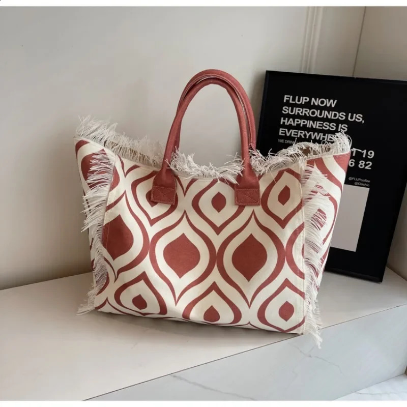 Patchwork canvas 2024 high-quality womens handbag large capacity fashionable casual shoulder bag soft handbag 240925