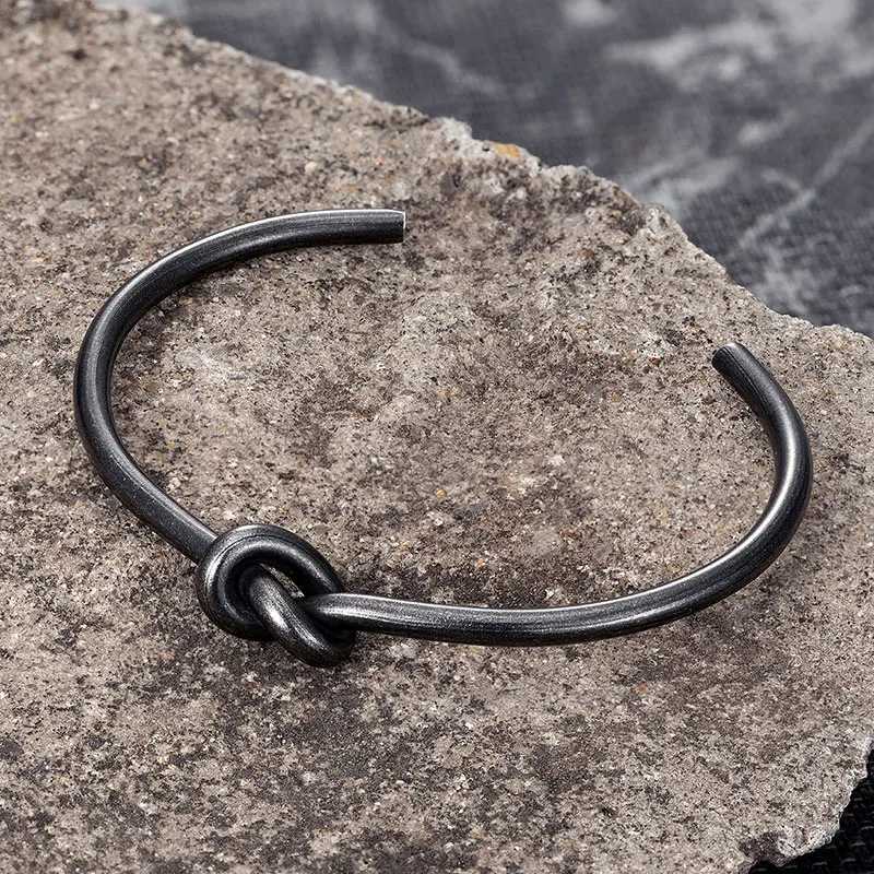 MKENDN Punk Round Circular Open Knot Cuff Bangle Bracelets For Men Women Vintage Black Stainless Steel Jewelry Armband PulseirasX240925