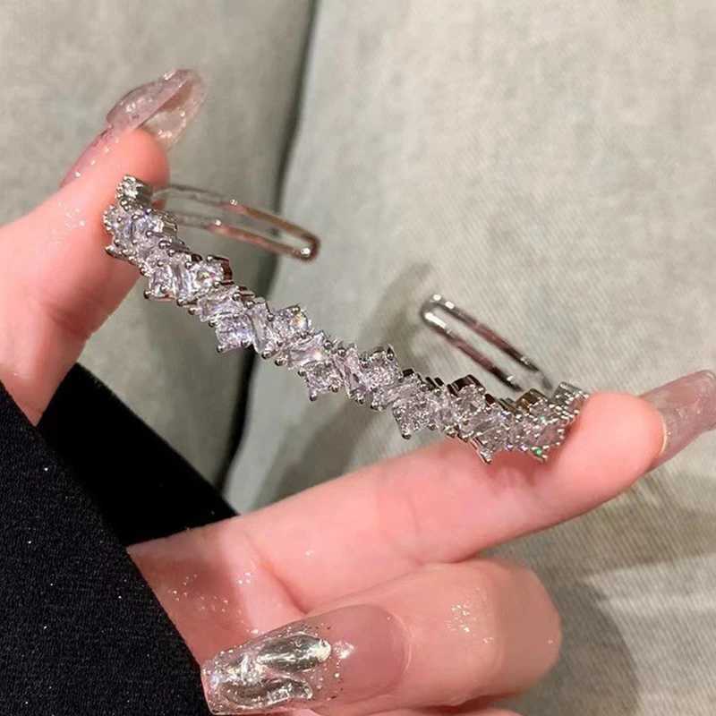 Silver Plated Full Rhinestone Open Bangle For Women 2023 New Design Luxury Hollow Versatile Bracelet Wedding Jewelry Party GiftX240925