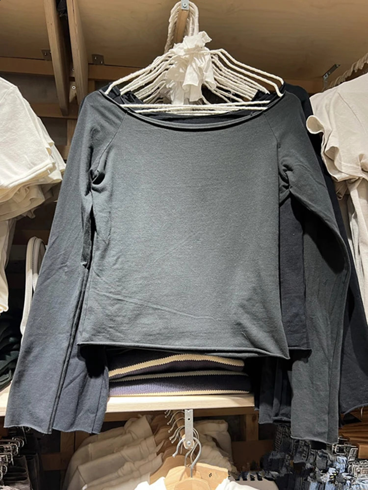 Vintage Solid Raw Trim T Shirt Women Autumn Sexy Slash Neck Cotton Long Sleeve Tees Chic Harajuku Streetwear Slim Crop Top Y2k 240925