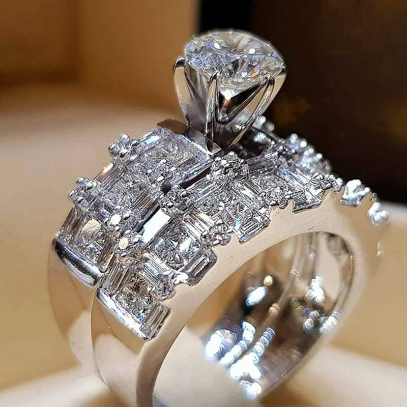 2-piece/set series! Trendy Milangirl white crystal round ring set suitable for girls weddings engagements parties fashionable jewelry W240925