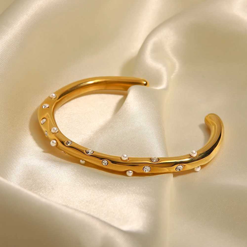 Youthway Stainless Steel Pearl Cubic Zirconia Bracelet Geometric Open Cuff Bracelet Minimalist Texture Personalized JewelryX240925