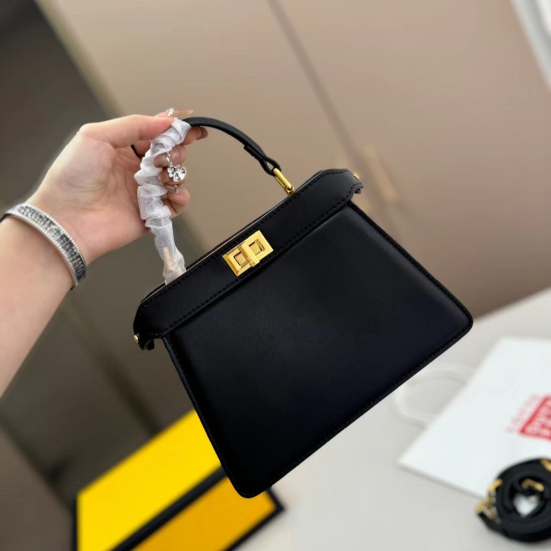 New Fashion Women Designer Peekaboos Saddles Bag Mini Tote Bag Twist Lock Top Handle Handbag Lady Crossbody Strap Shoulder Bags7