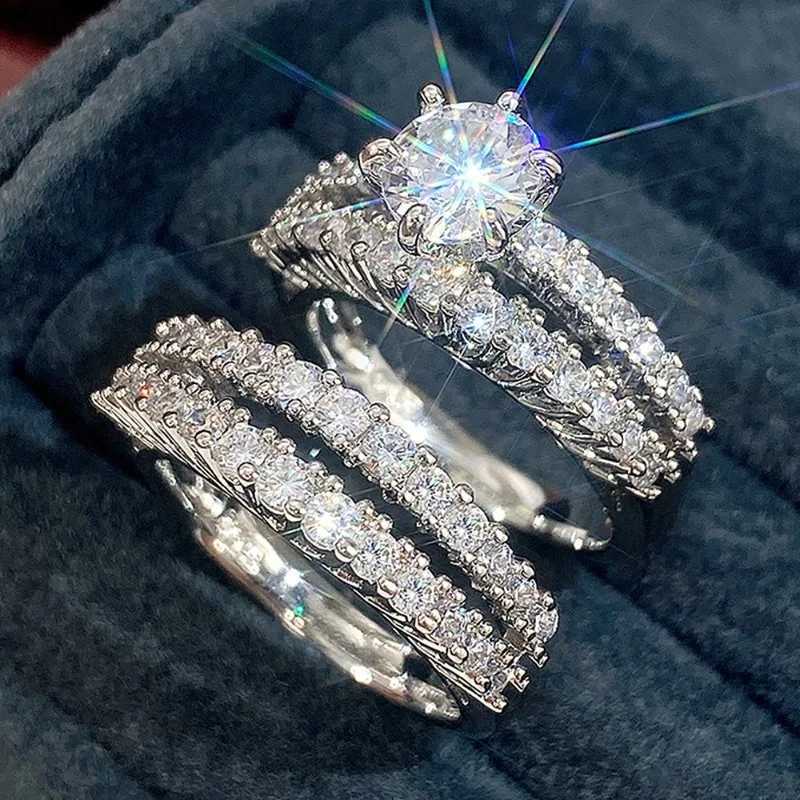 Luxury silver metal white stone ring exquisite and fashionable engagement and wedding ring set W240925