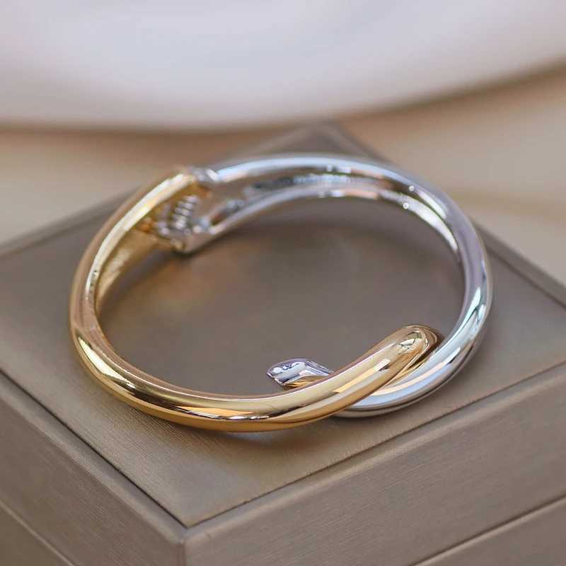 New Design Simple Metal Geometric Open Bracelet for Women Gold Color Charm Bracelets Bangles Fashion Jewelry AccessoriesX240925